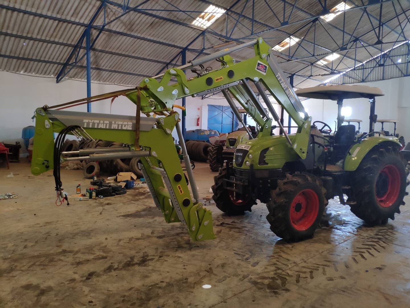 Tractor implements and equipment — project 8