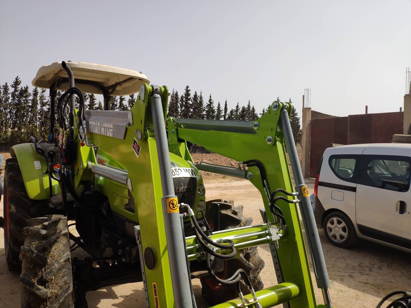 Tractor implements and equipment — project 12