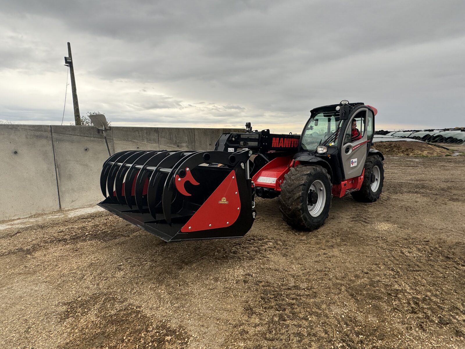 Tractor implements and equipment — project 13